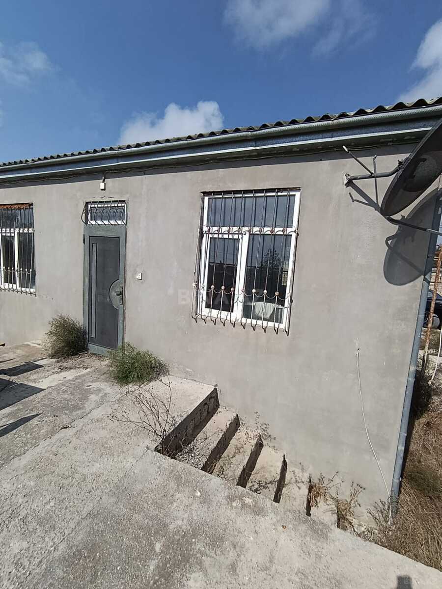Torpaq Türkan q., Bakı