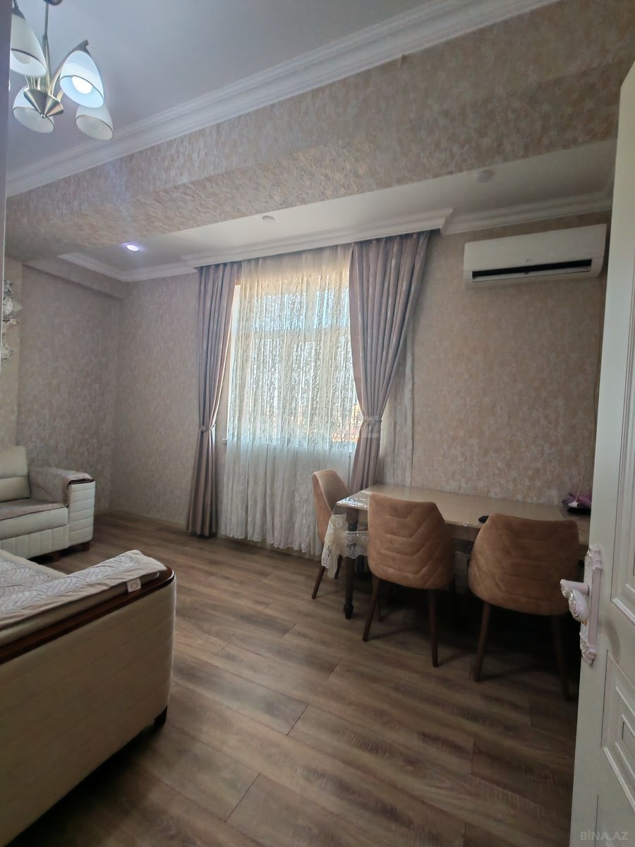 2 otaqlı Yeni tikili, Xırdalan