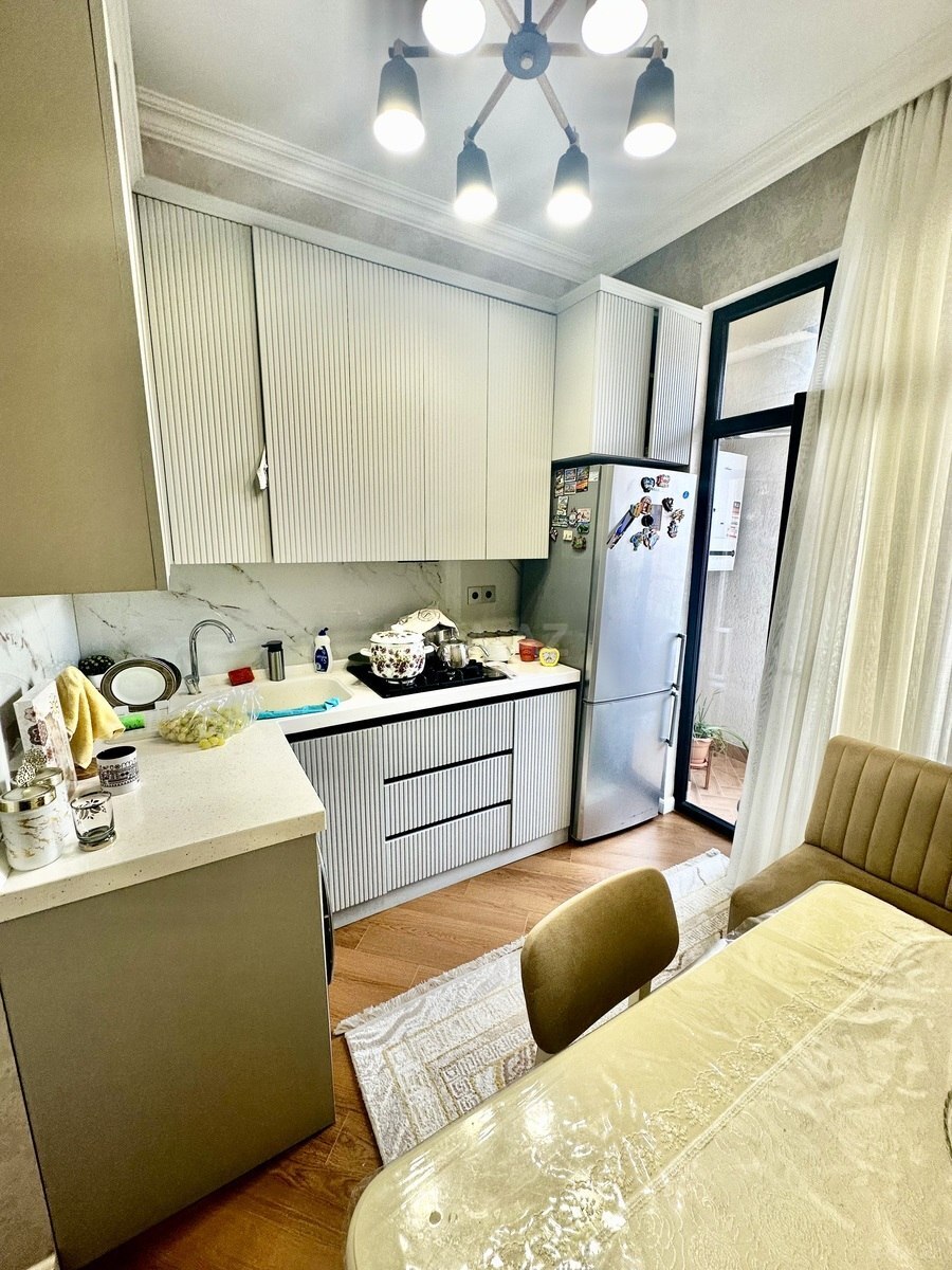2 otaqlı Yeni tikili, Qara Qarayev m., Bakı