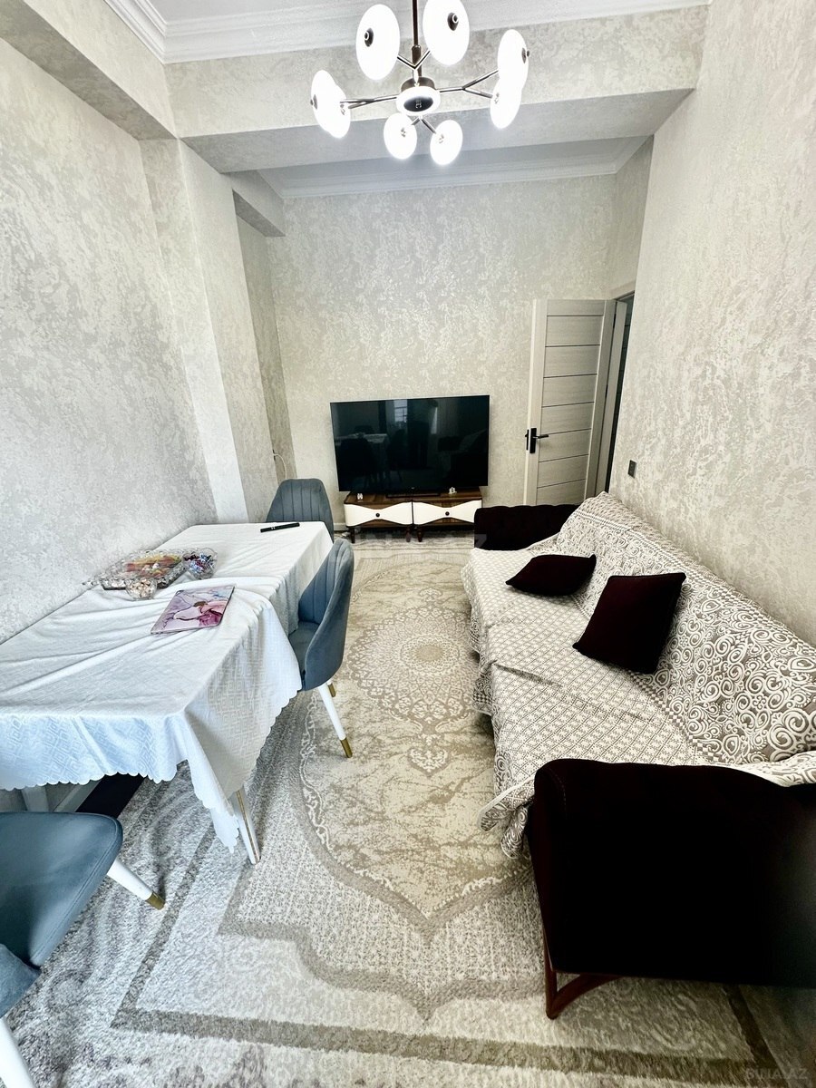 2 otaqlı Yeni tikili, Qara Qarayev m., Bakı