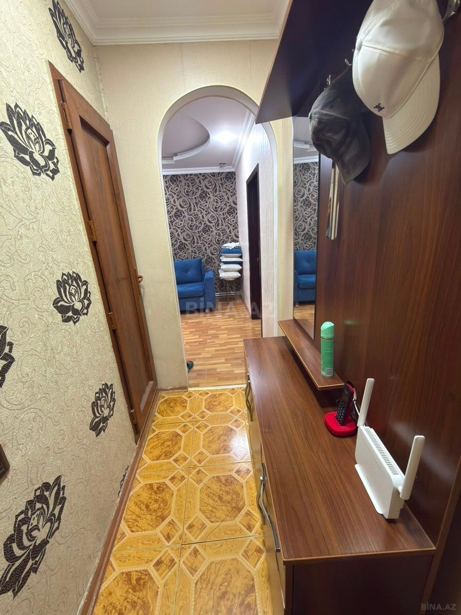 2 otaqlı Köhnə tikili, Azadlıq Prospekti m., Bakı