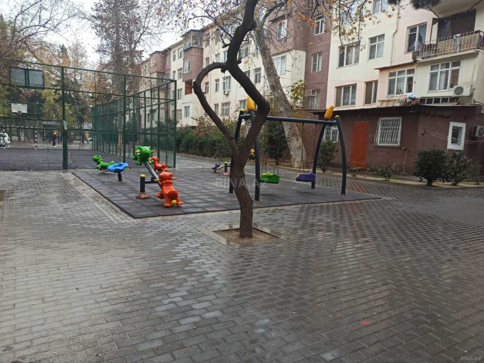2 otaqlı Köhnə tikili, Azadlıq Prospekti m., Bakı