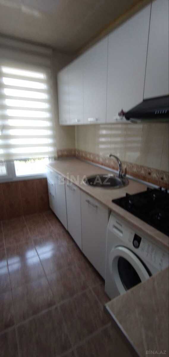 3 otaqlı Köhnə tikili, Azadlıq Prospekti m., Bakı