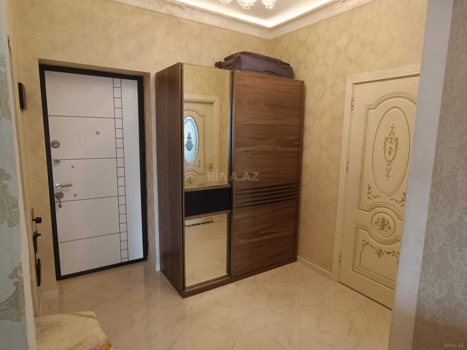 2 otaqlı Yeni tikili, 8 Noyabr m., Bakı