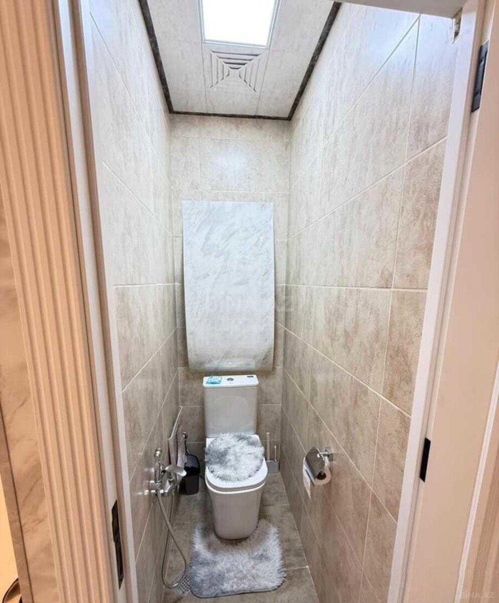 4 otaqlı Köhnə tikili, İnşaatçılar m., Bakı