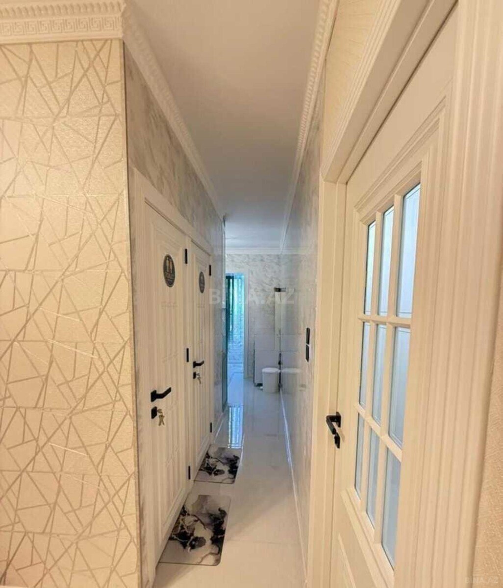 4 otaqlı Köhnə tikili, İnşaatçılar m., Bakı