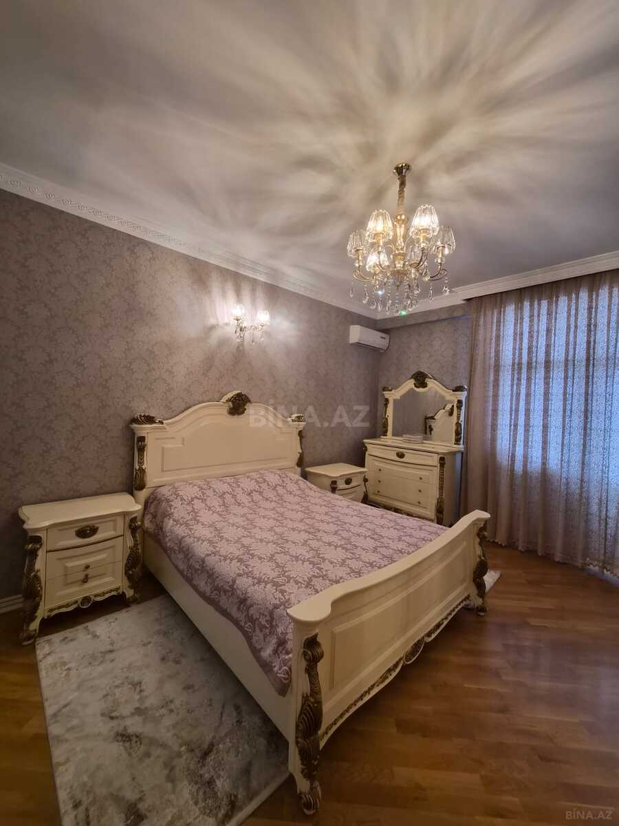 3 otaqlı Yeni tikili, 8 Noyabr m., Bakı