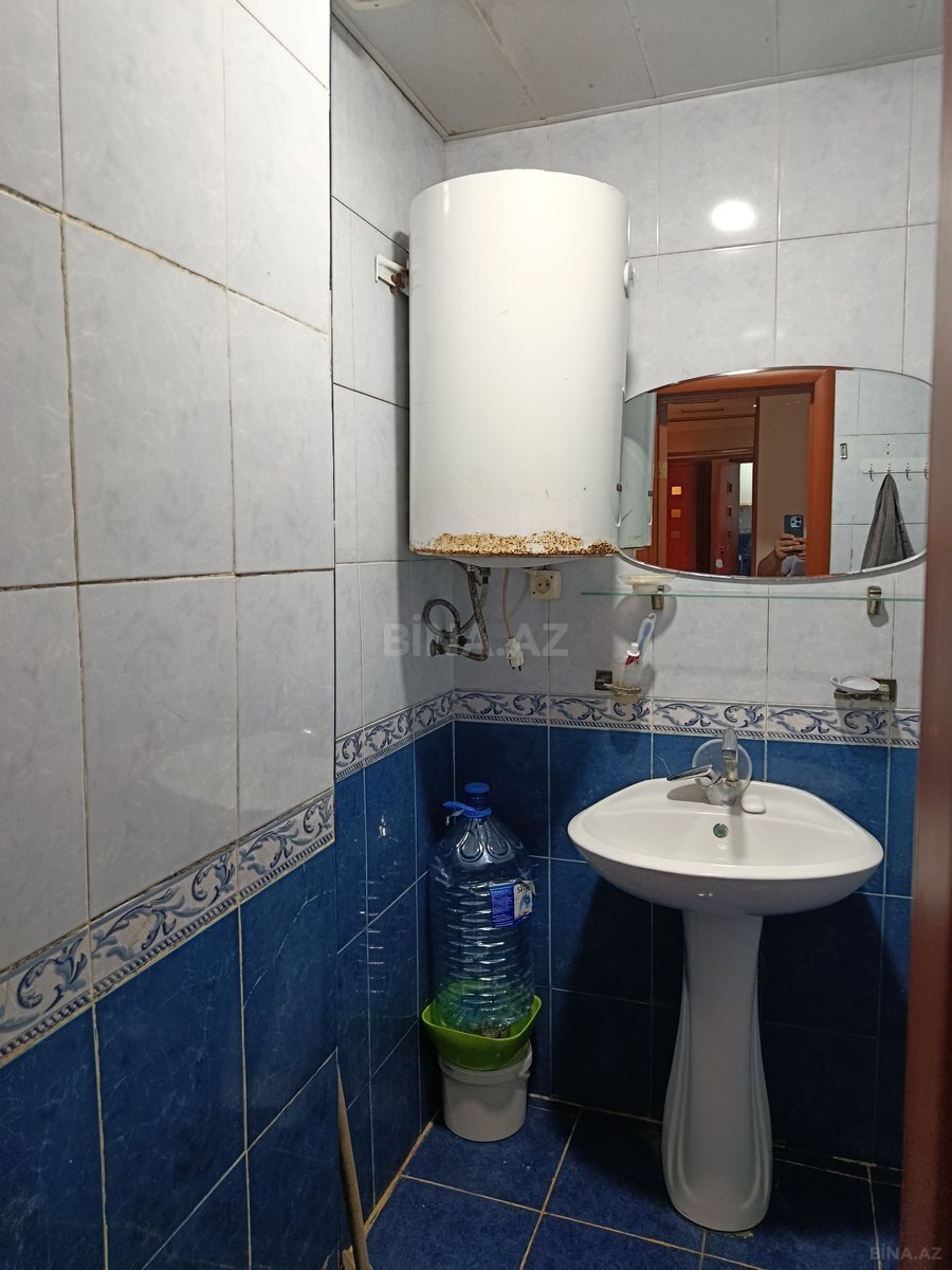 2 otaqlı Köhnə tikili, Bakıxanov q., Bakı