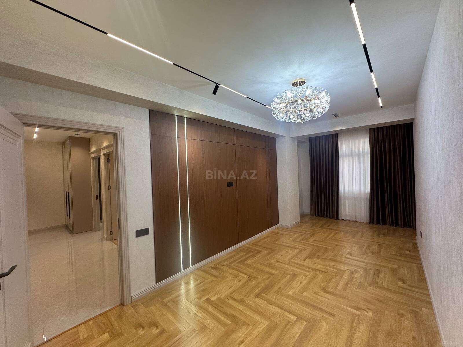 2 otaqlı, 76.0 m², Neftçilər