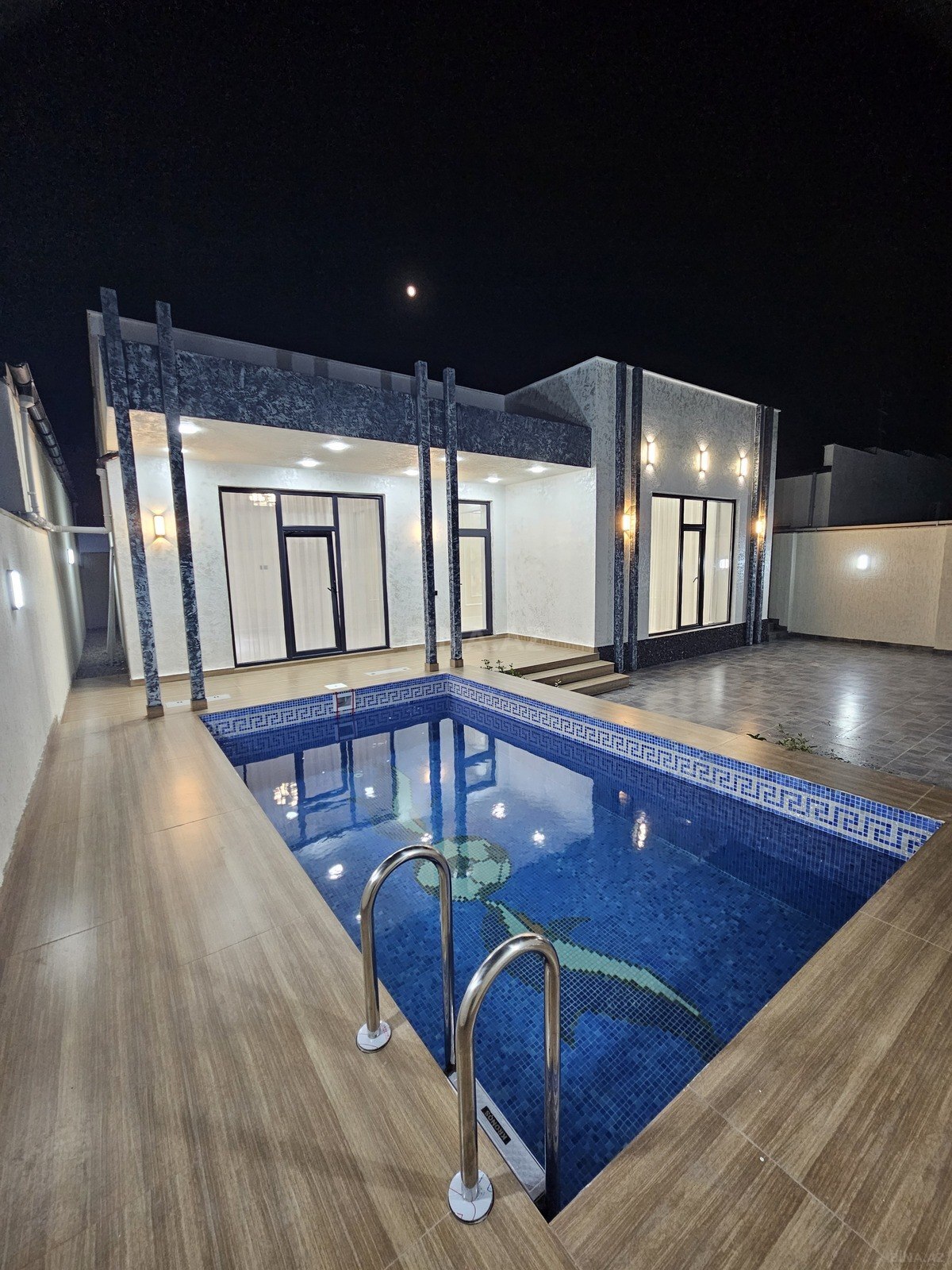 4 otaqlı Həyət evi/Bağ evi, Şüvəlan q., Bakı