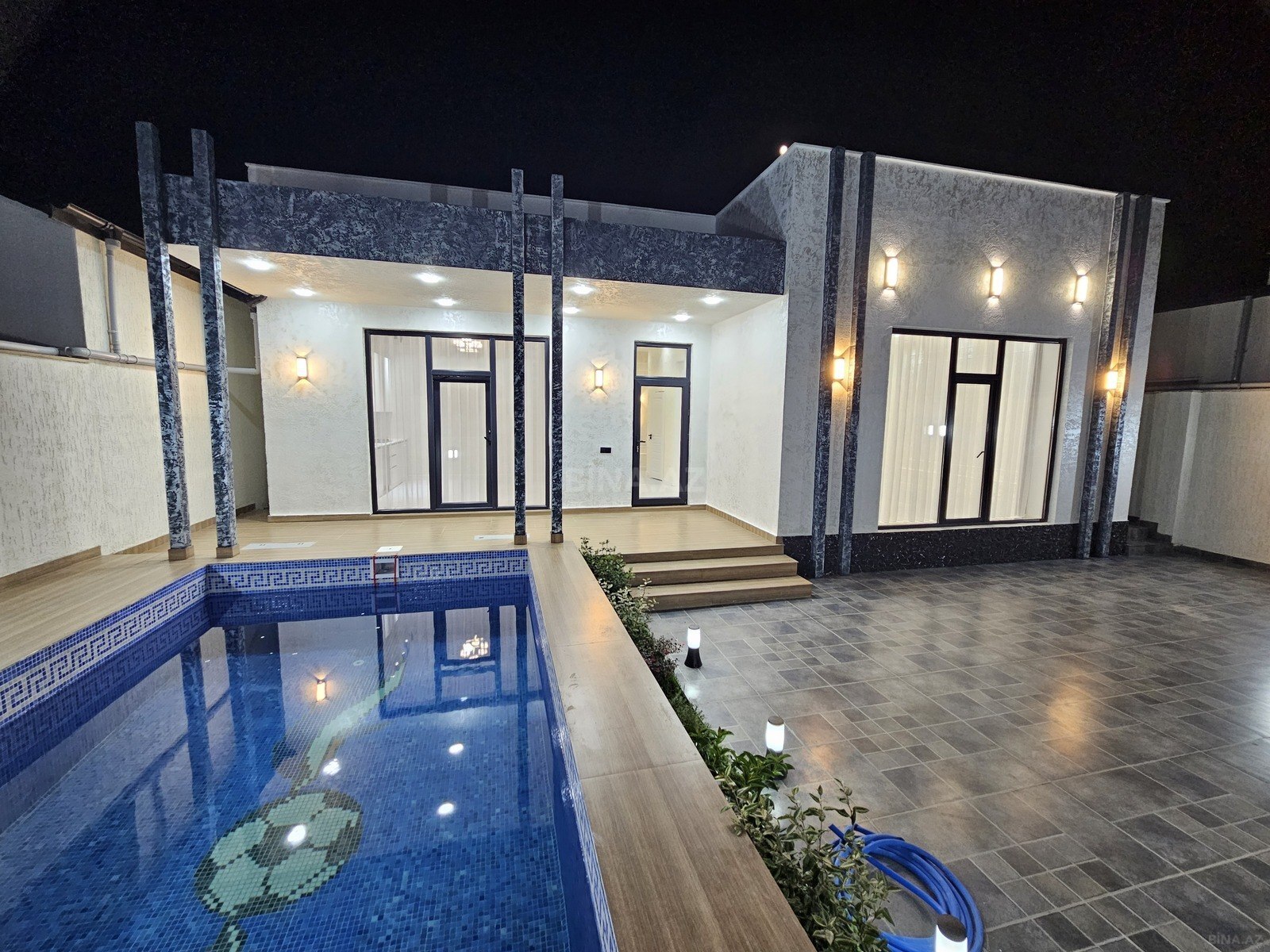 4 otaqlı Həyət evi/Bağ evi, Şüvəlan q., Bakı