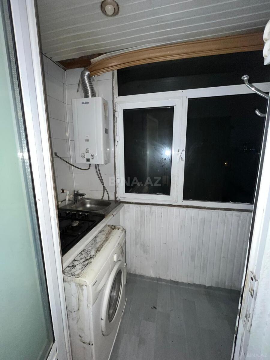 2 otaqlı Köhnə tikili, Elmlər Akademiyası m., Bakı