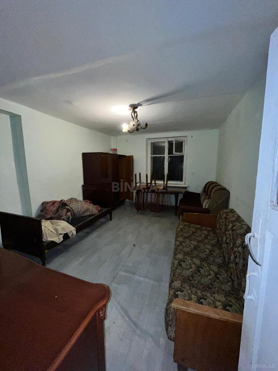 2 otaqlı Köhnə tikili, Elmlər Akademiyası m., Bakı