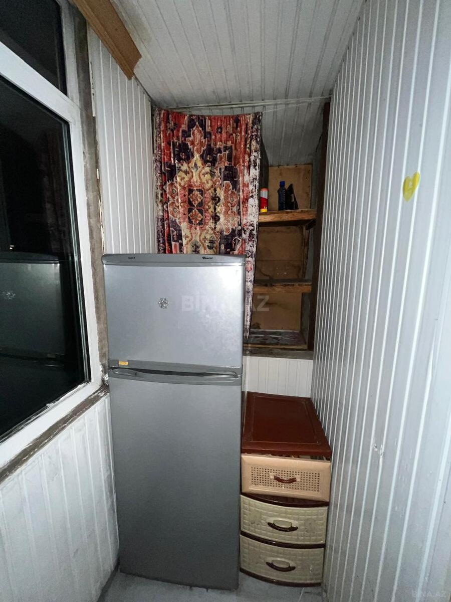 2 otaqlı Köhnə tikili, Elmlər Akademiyası m., Bakı