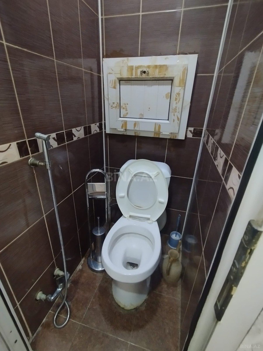 3 otaqlı Köhnə tikili, Memar Əcəmi m., Bakı