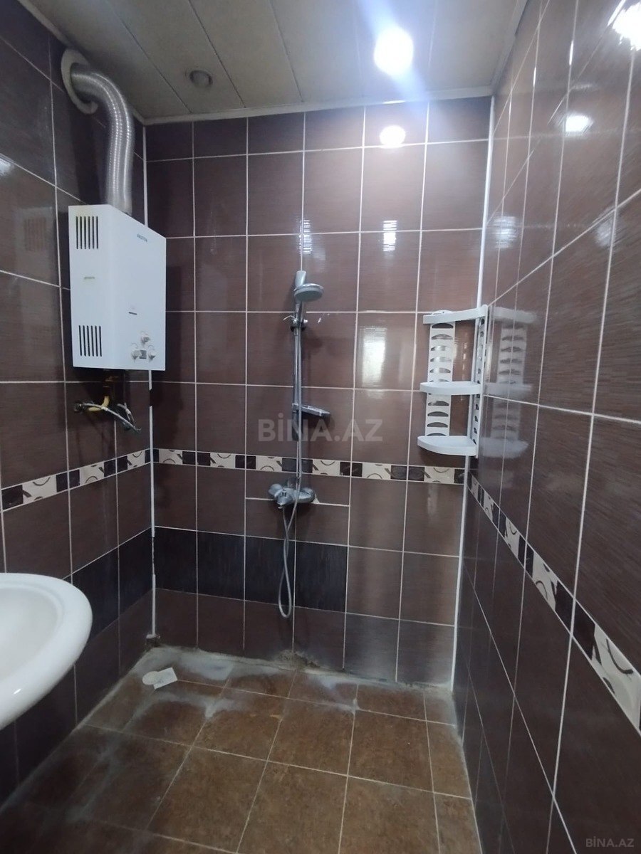 3 otaqlı Köhnə tikili, Memar Əcəmi m., Bakı