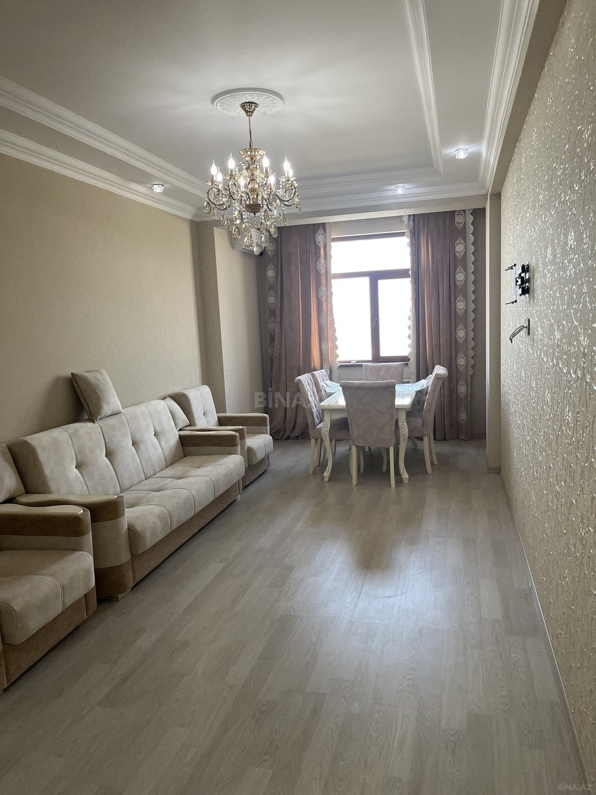 2 otaqlı Yeni tikili, Xırdalan