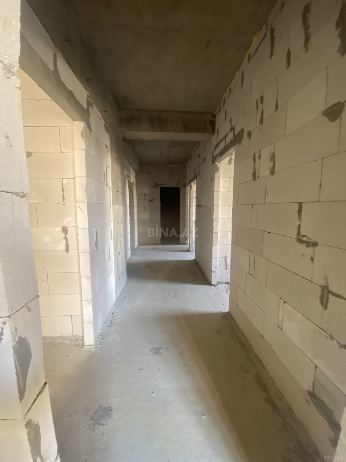 4 otaqlı Yeni tikili, Qara Qarayev m., Bakı