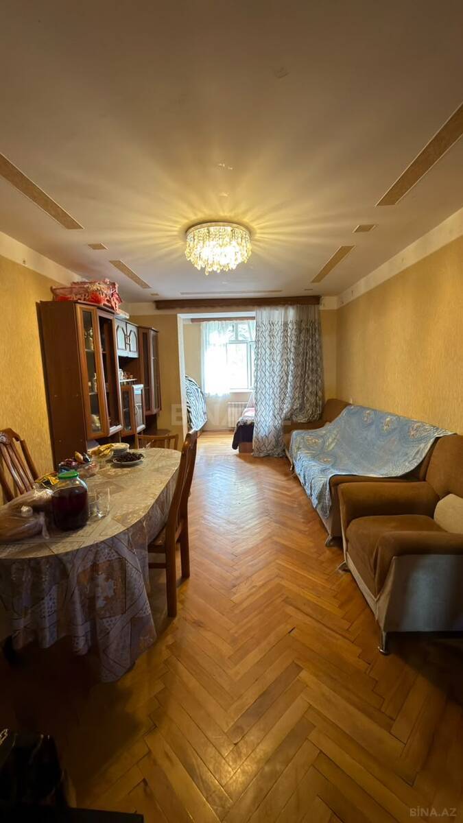 2 otaqlı Köhnə tikili, Elmlər Akademiyası m., Bakı