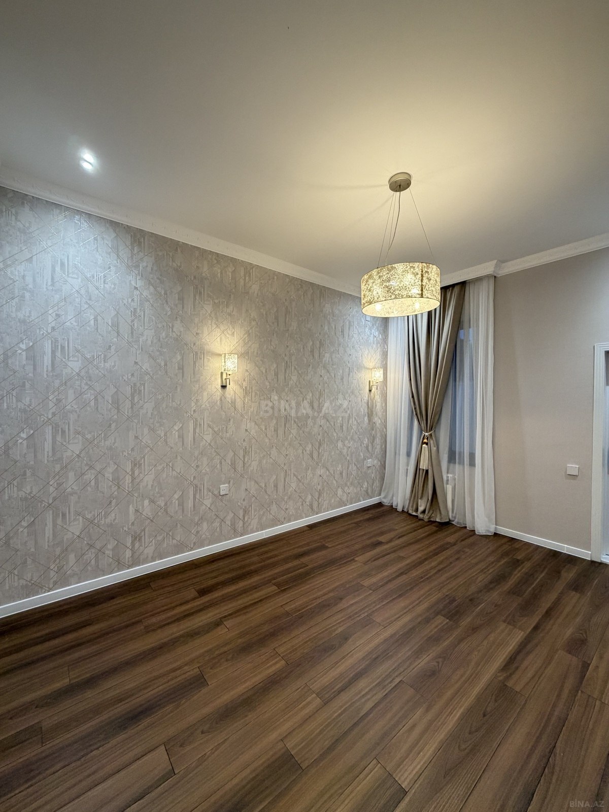 4 otaqlı Həyət evi/Bağ evi, Şüvəlan q., Bakı