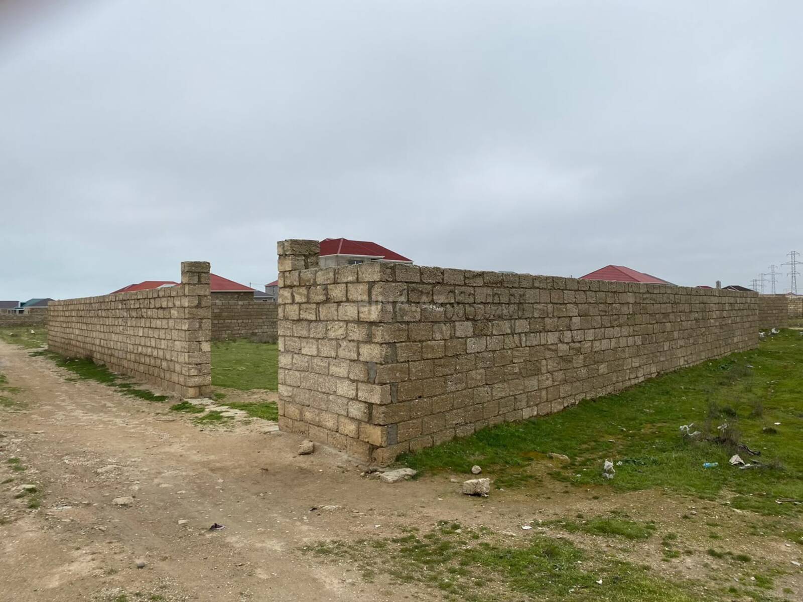 Torpaq Hövsan q., Bakı