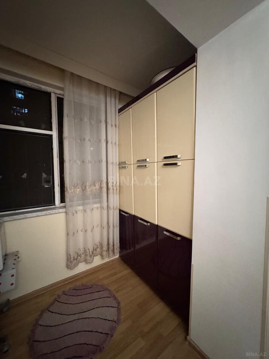 3 otaqlı Köhnə tikili, Nizami m., Bakı