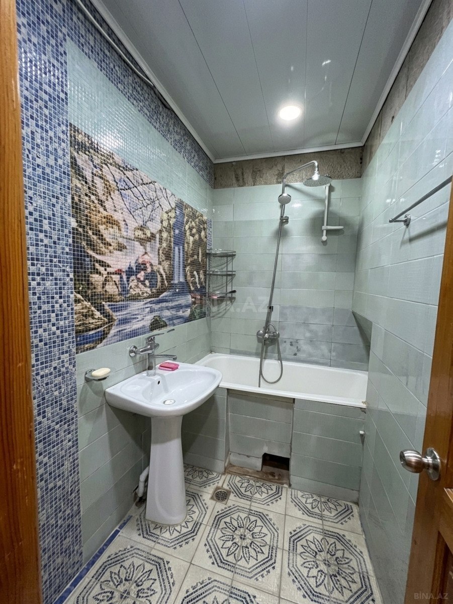 3 otaqlı Köhnə tikili, Azadlıq Prospekti m., Bakı