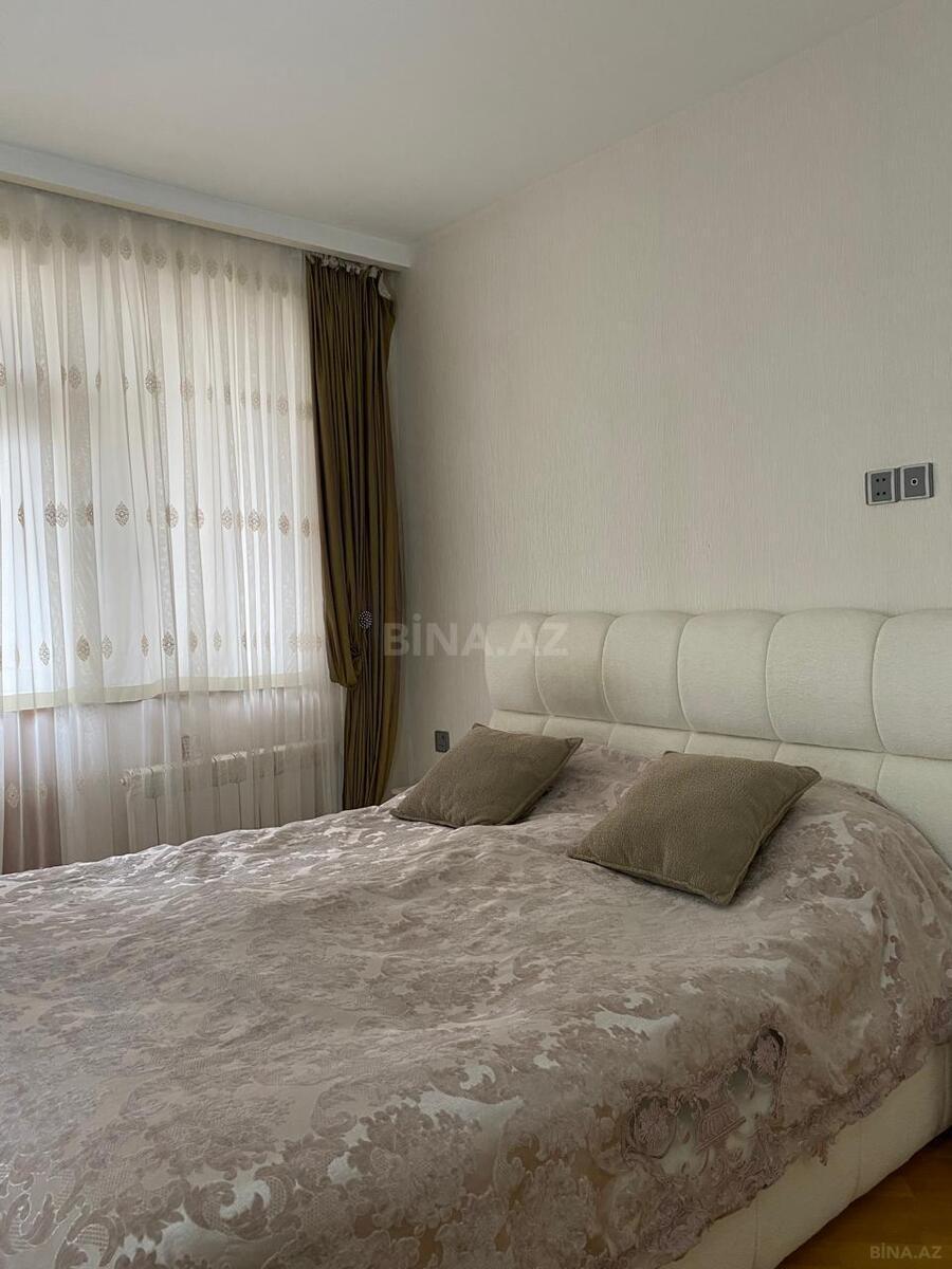3 otaqlı Yeni tikili, Bakıxanov q., Bakı