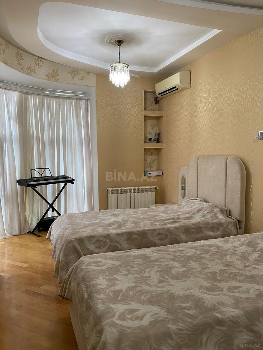 3 otaqlı Yeni tikili, Bakıxanov q., Bakı