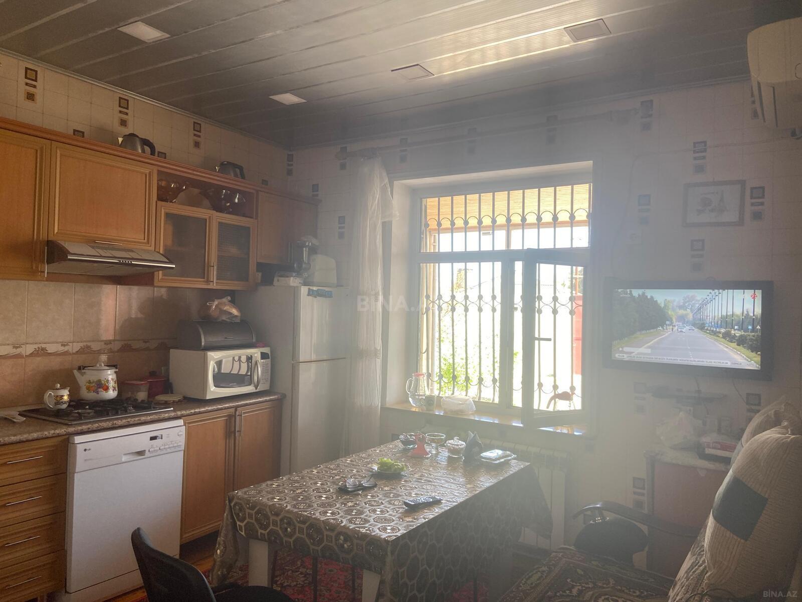 6 otaqlı Həyət evi/Bağ evi, Bülbülə q., Bakı