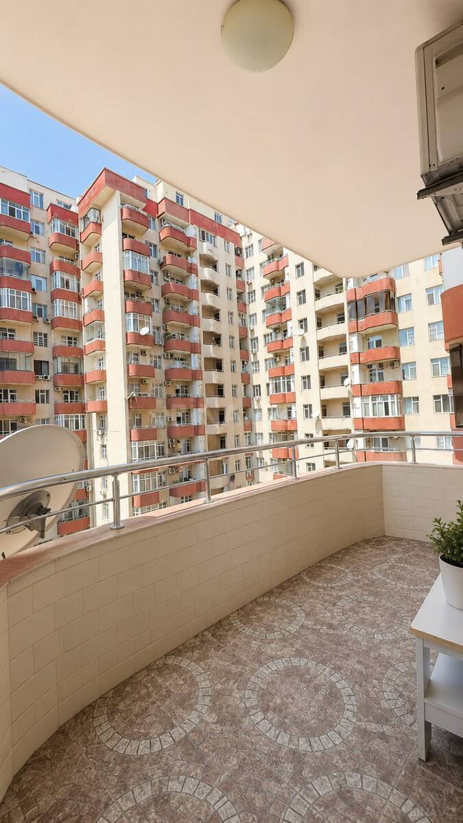 3 otaqlı Yeni tikili, Şah İsmayıl Xətai m., Bakı