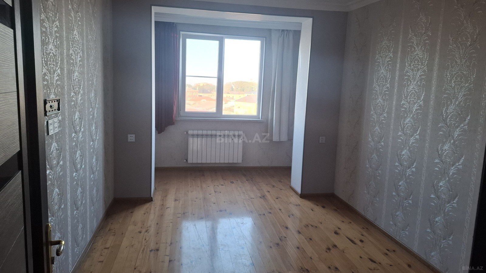 5 otaqlı Köhnə tikili, Gəncə