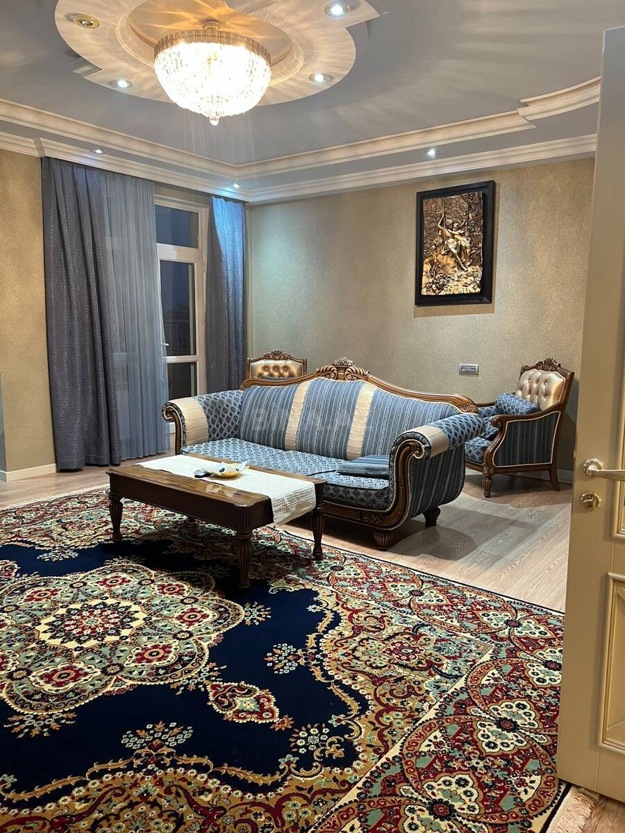 4 otaqlı Yeni tikili, Şah İsmayıl Xətai m., Bakı