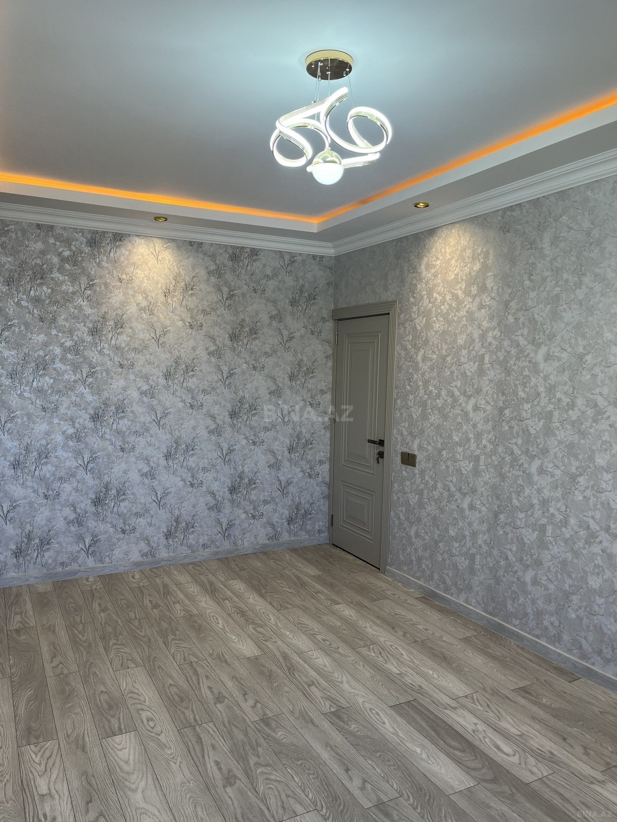 2 otaqlı Köhnə tikili, Yeni Günəşli q., Bakı