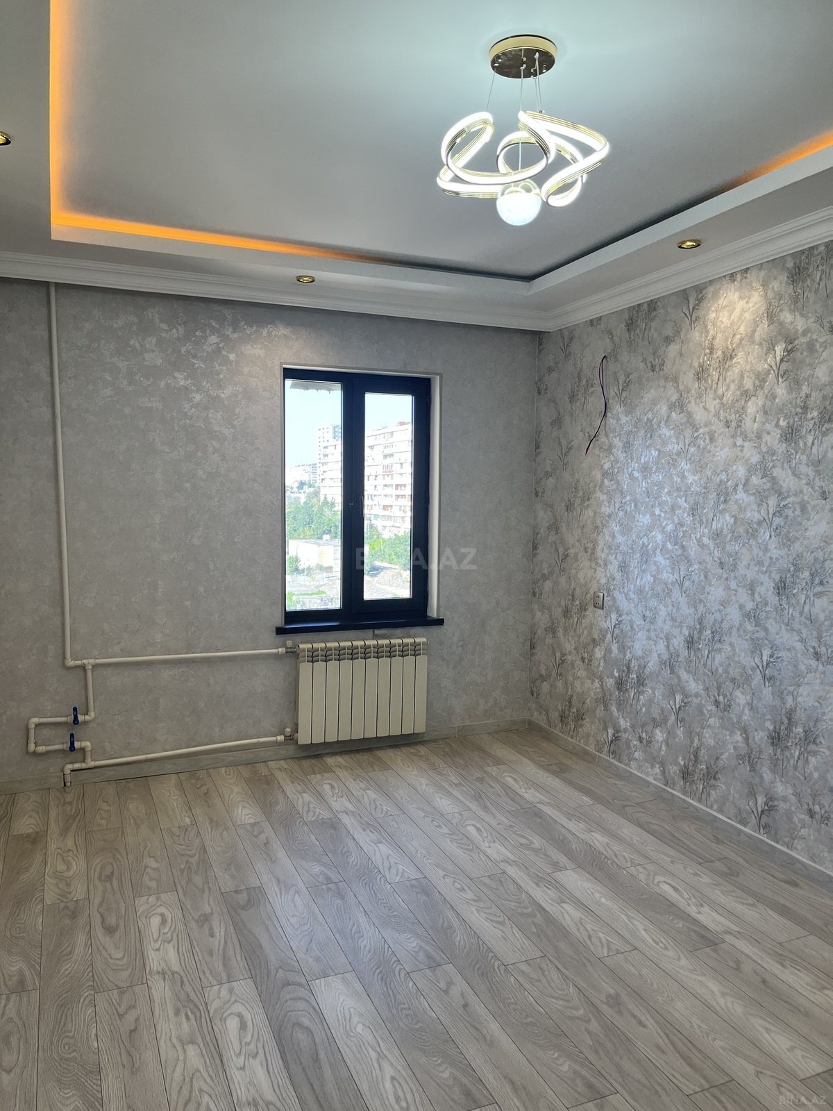 2 otaqlı Köhnə tikili, Yeni Günəşli q., Bakı