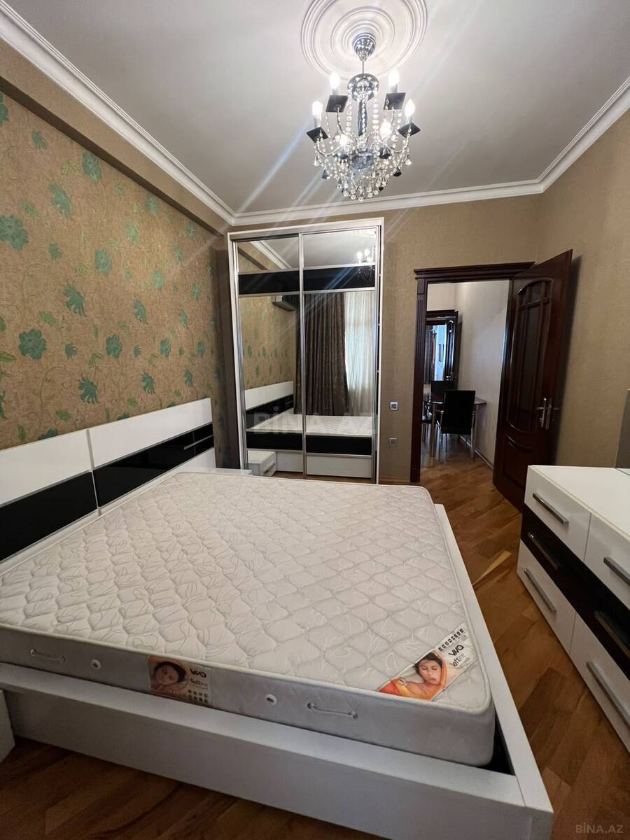 3 otaqlı Yeni tikili, Neftçilər m., Bakı