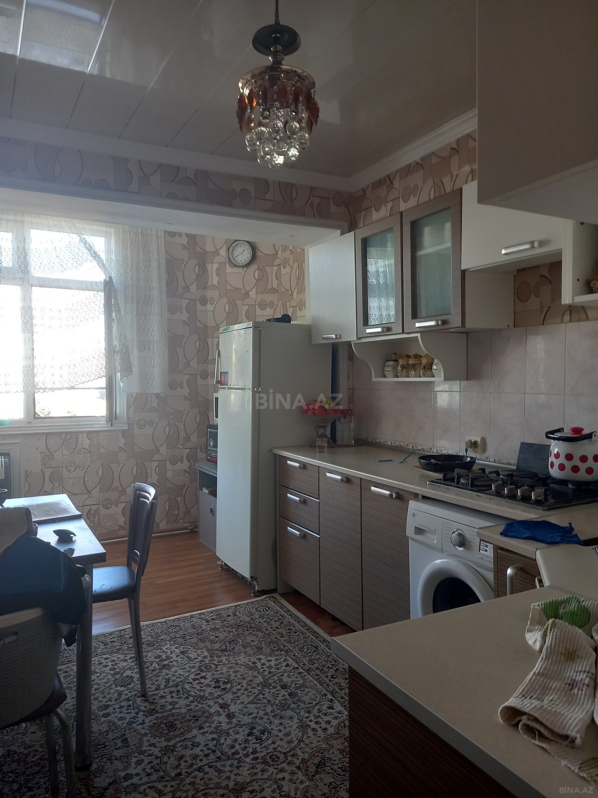 3 otaqlı Köhnə tikili, Elmlər Akademiyası m., Bakı