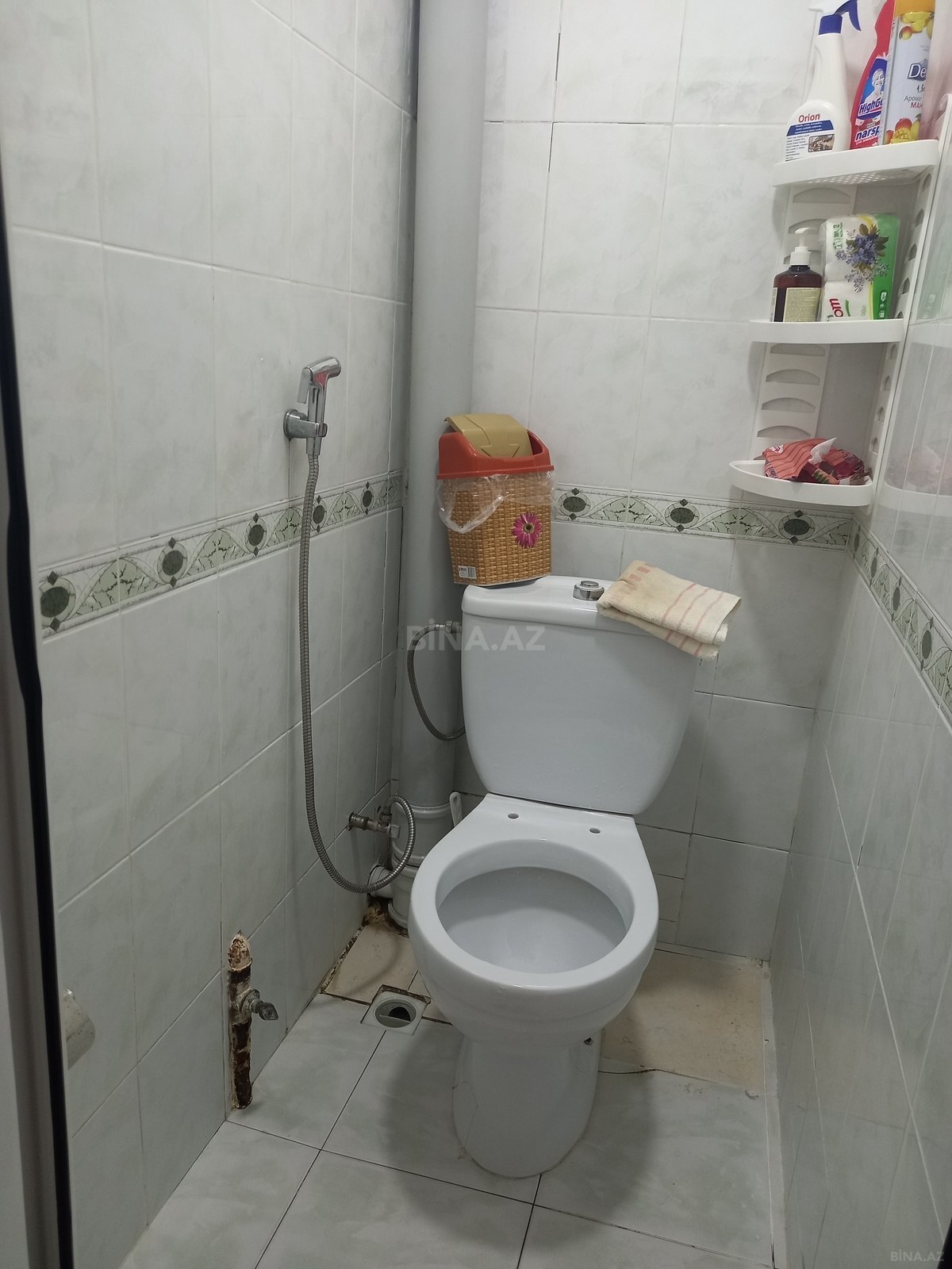 3 otaqlı Köhnə tikili, Elmlər Akademiyası m., Bakı