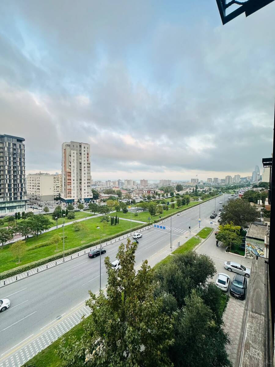 3 otaqlı Yeni tikili, Nizami m., Bakı