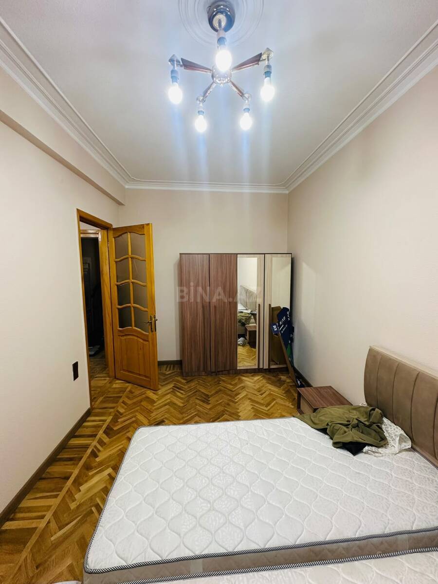 3 otaqlı Yeni tikili, Nizami m., Bakı