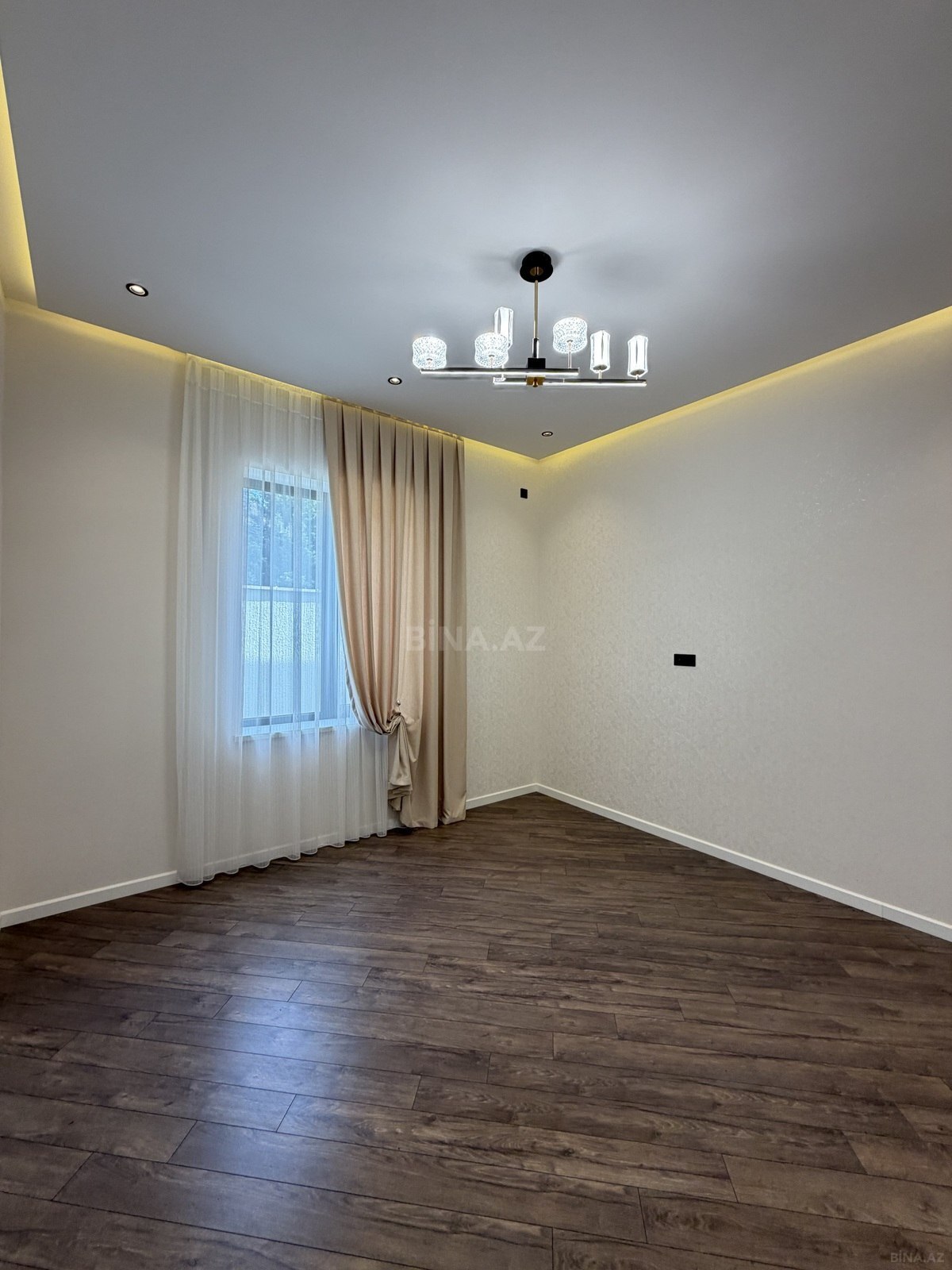 4 otaqlı Həyət evi/Bağ evi, Mərdəkan q., Bakı