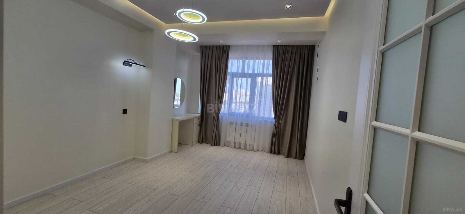 3 otaqlı Yeni tikili, Neftçilər m., Bakı