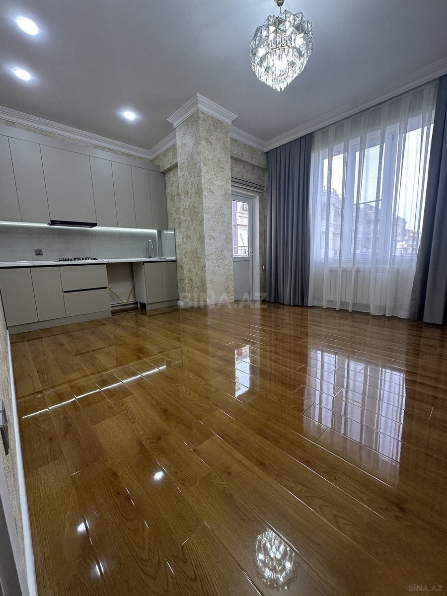 3 otaqlı Yeni tikili, Memar Əcəmi m., Bakı