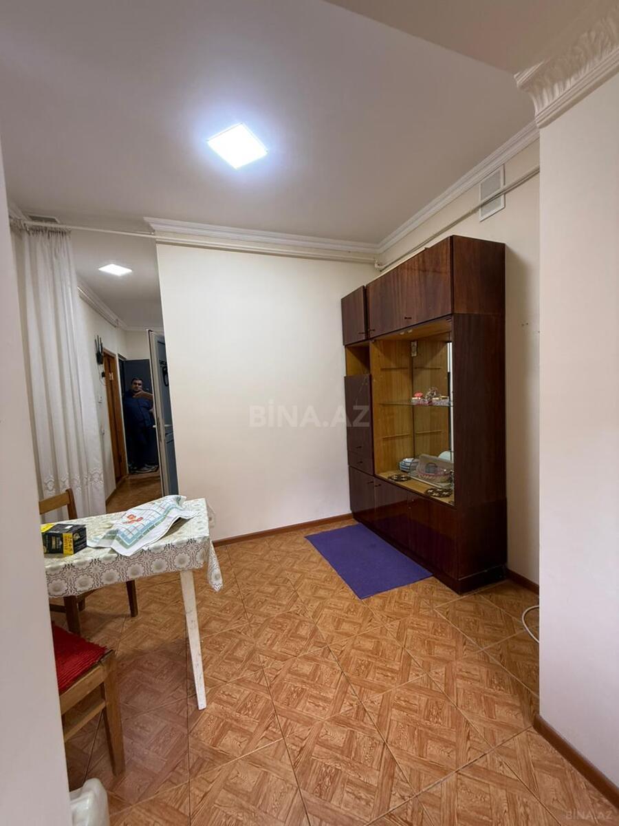 2 otaqlı Köhnə tikili, Həzi Aslanov q., Bakı