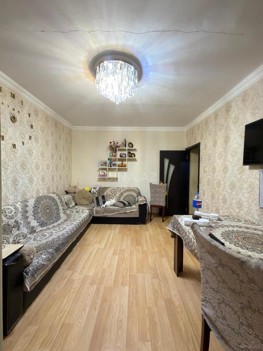 3 otaqlı Köhnə tikili, Sumqayıt