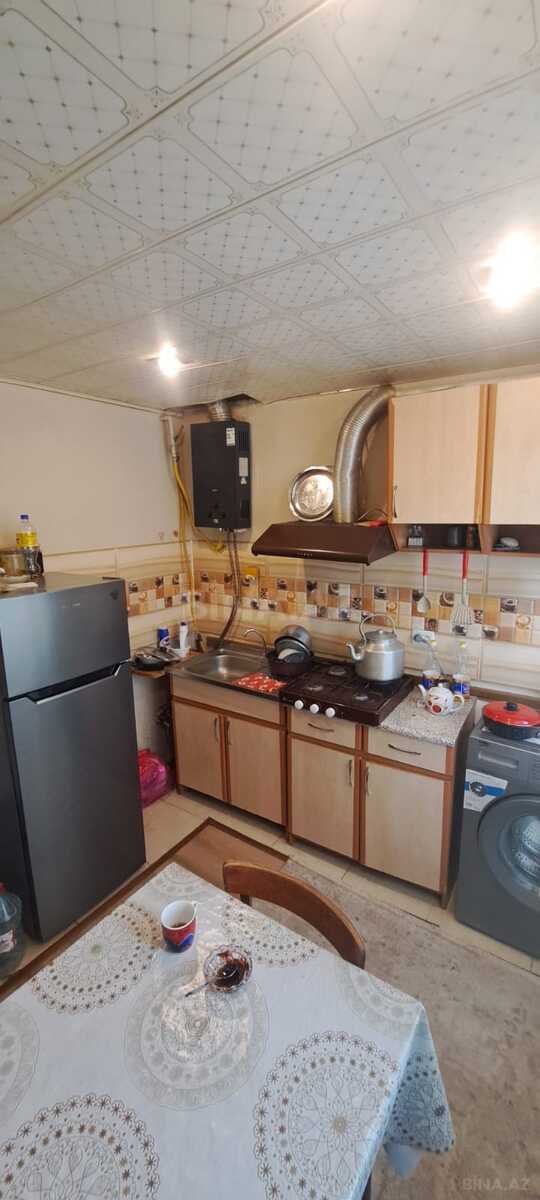 1 otaqlı Köhnə tikili, İnşaatçılar m., Bakı