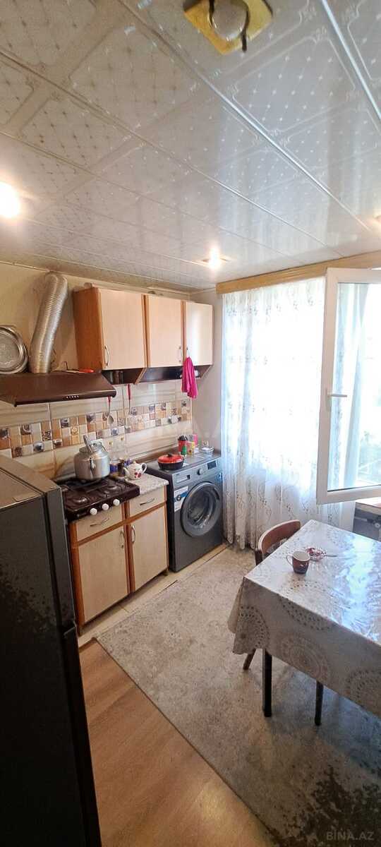 1 otaqlı Köhnə tikili, İnşaatçılar m., Bakı