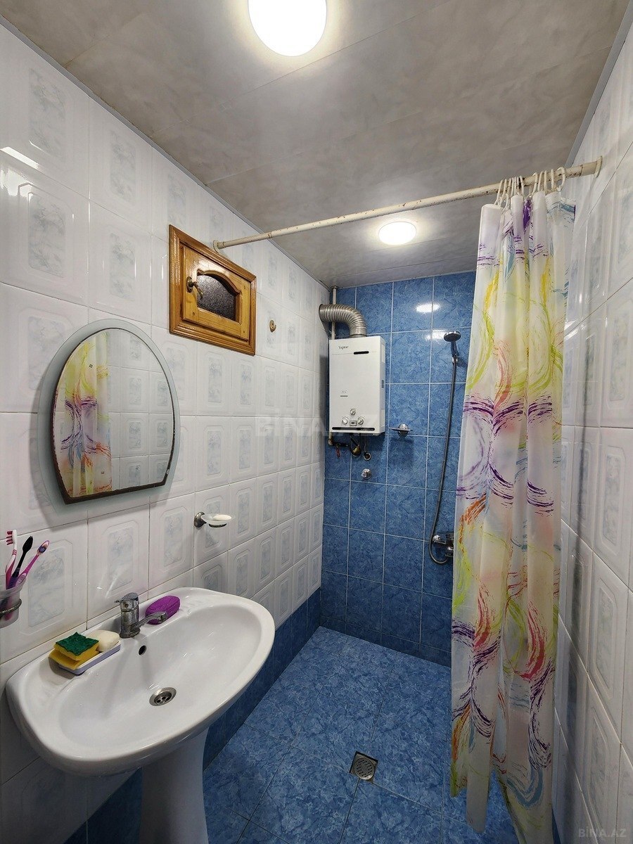 2 otaqlı Köhnə tikili, Qaraçuxur q., Bakı