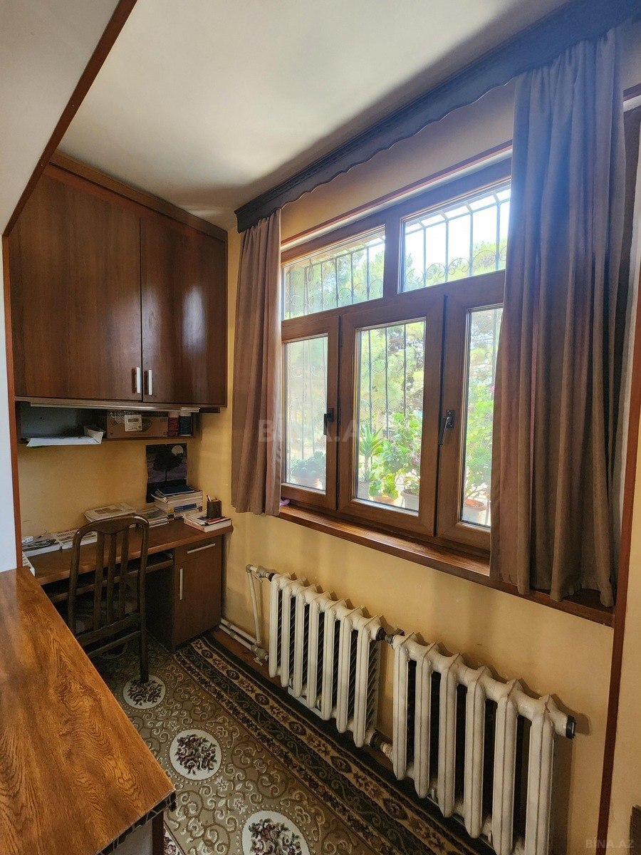 2 otaqlı Köhnə tikili, Qaraçuxur q., Bakı