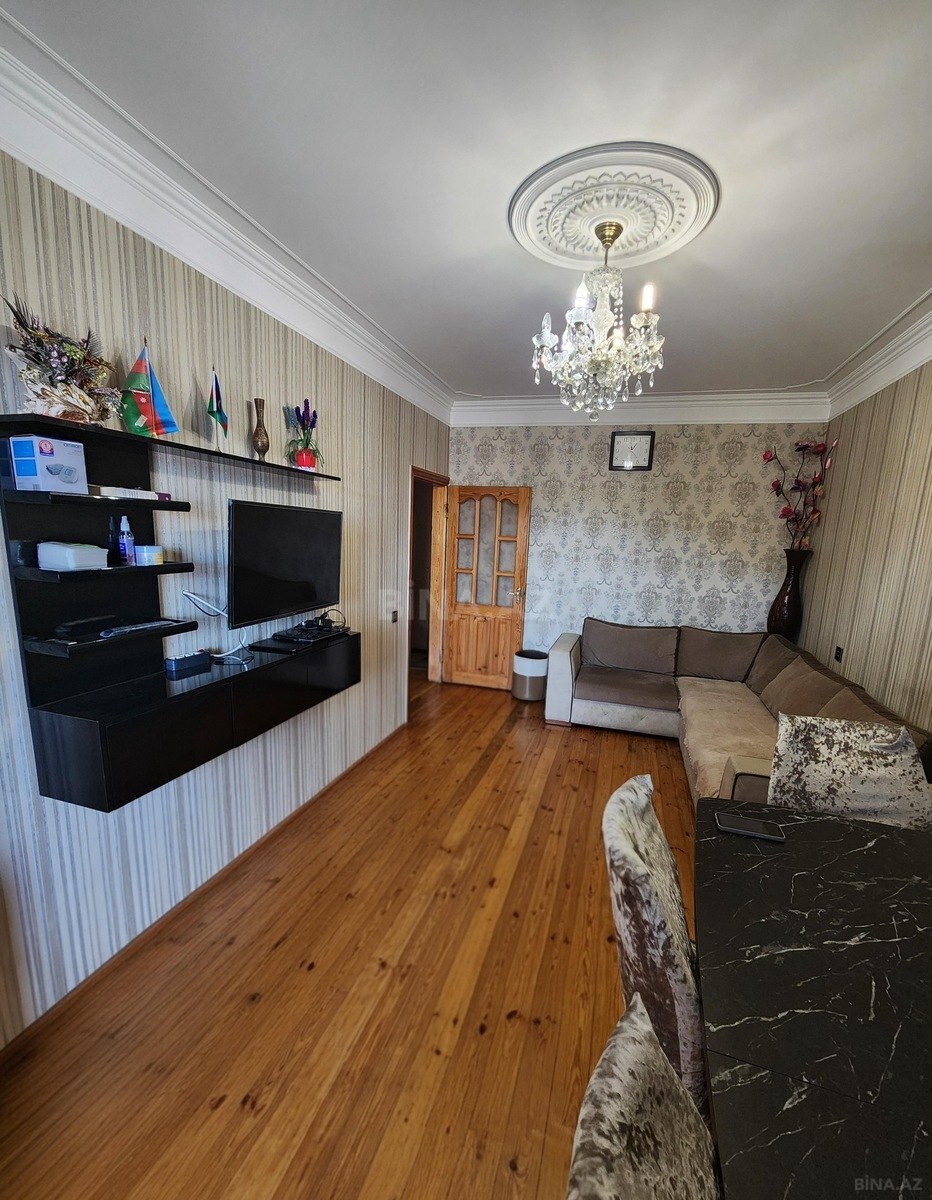 2 otaqlı Köhnə tikili, Qaraçuxur q., Bakı
